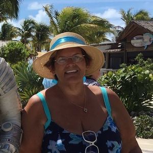 Meet your Posher, Sharon